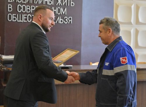 Поздравления с профессиональным праздником принимали работники ОАО «Гродно Азот», филиала «Завод Химволокно» и унитарных предприятий 
