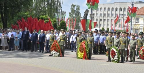 Представители ОАО «Гродно Азот» присоединились к участию в городском митинге-реквиеме, посвященном годовщине начала Великой Отечественной войны