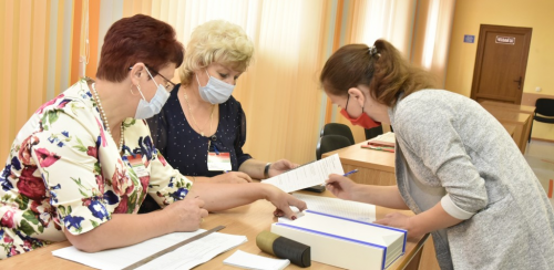 Избирательный участок №126, расположенный в общежитии ОАО «Гродно Азот», начал свою работу